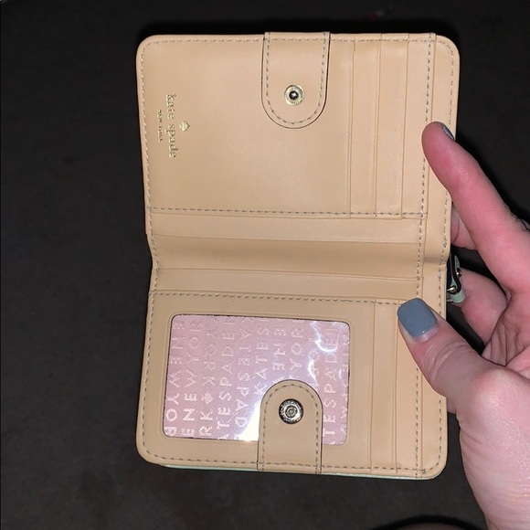 Kate spade Mint wallet - Picture 2 of 4